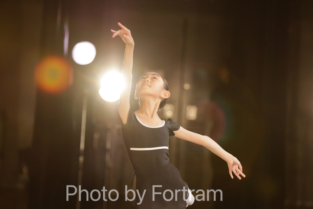 バレエ発表会の舞台袖から撮った写真